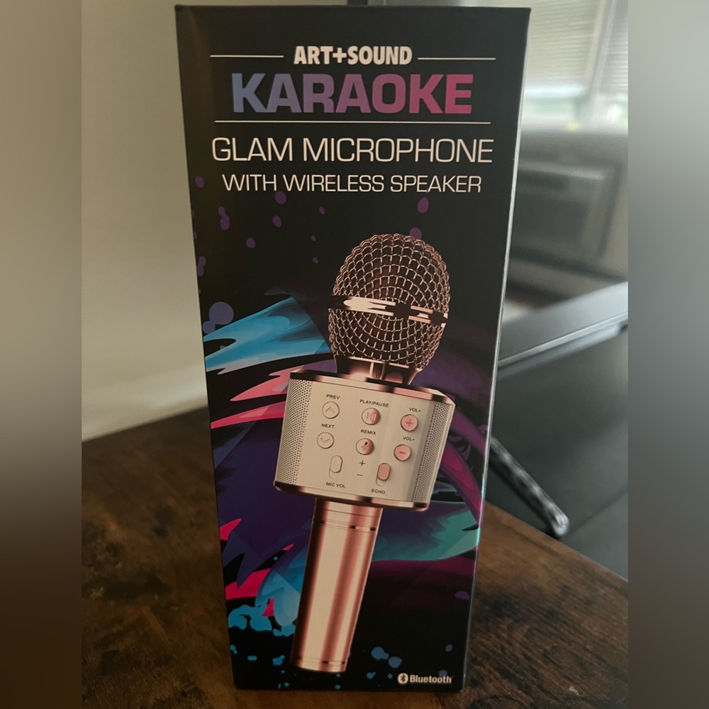 Karaoke Bluetooth Microphone